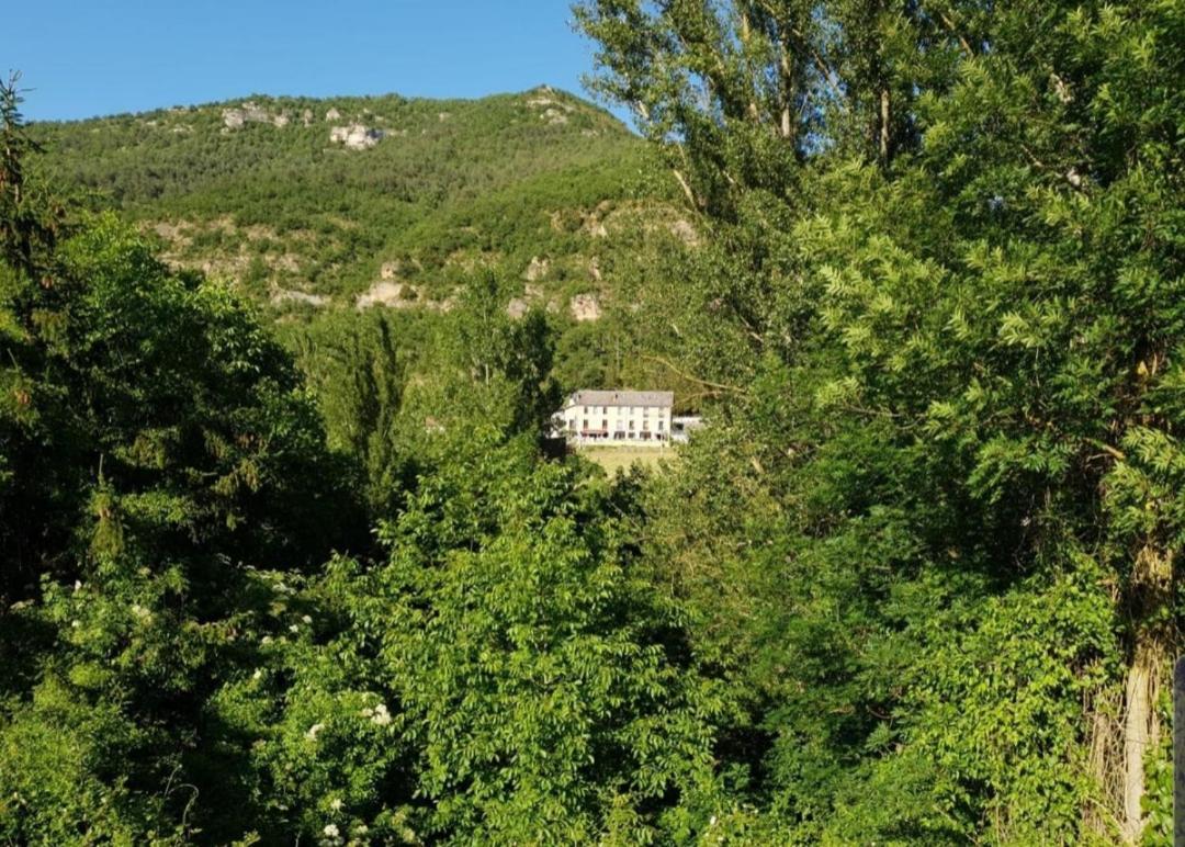 Hotel Des Gorges Au Viaduc Rivière-sur-Tarn Exteriér fotografie